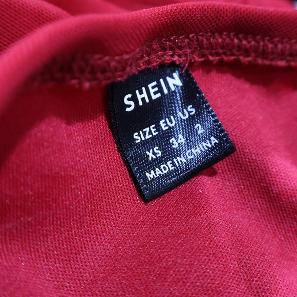 🔖 SHEIN Red Ruched Tube Top - Picture 6 of 8